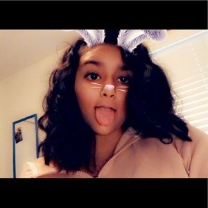 Meet your Posher, Mezi